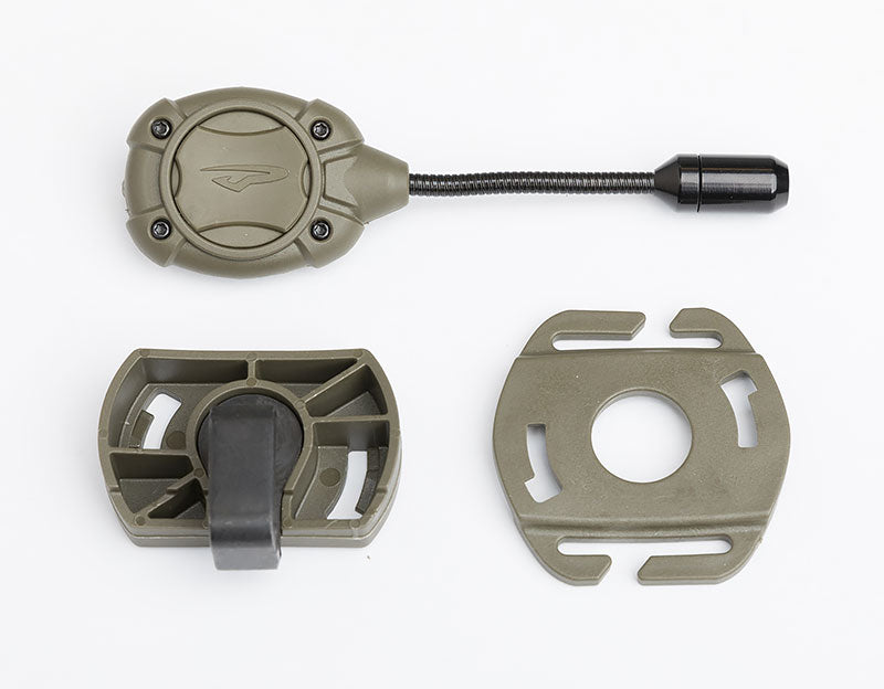 Seitliche Helmbefestigung für den Helm und PALS-Adapter sind enthalten