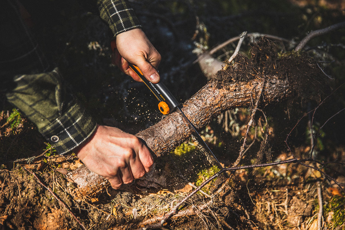 Fiskars Xtract SW73 camping saw