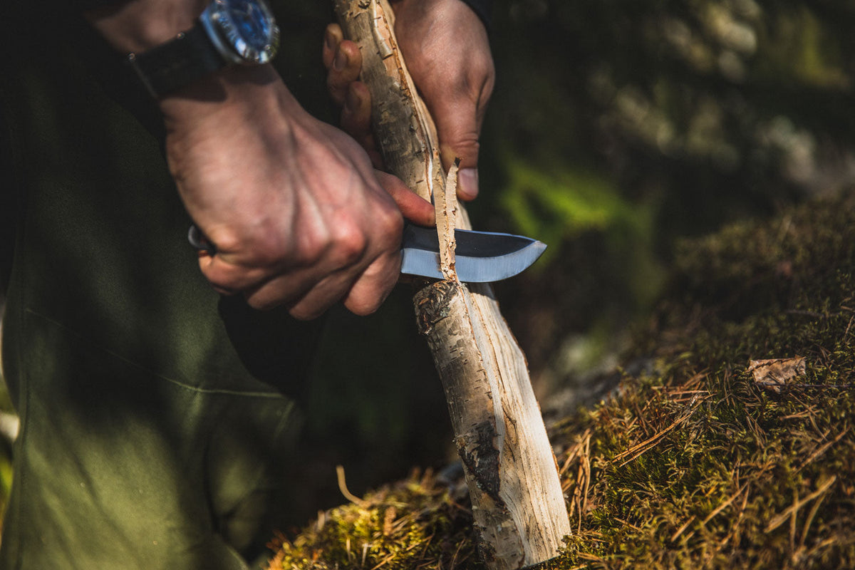 Varusteleka Jääkäripuukko 85, Kohlenstoffstahl