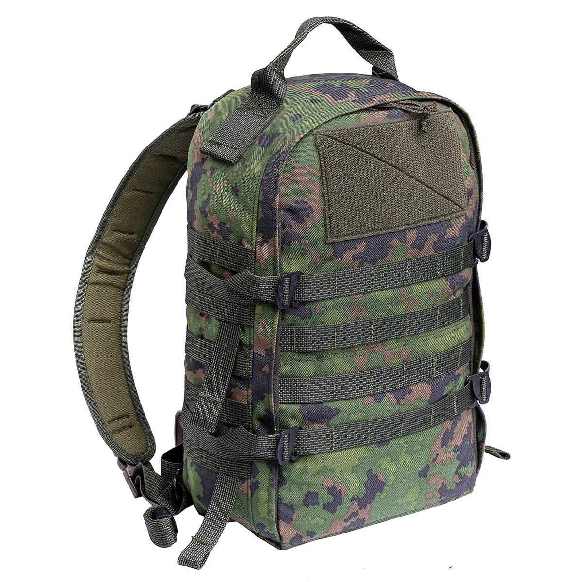 Varusteleka CP15 Taistelureppu pehmustetuilla olkaviilekkeillä