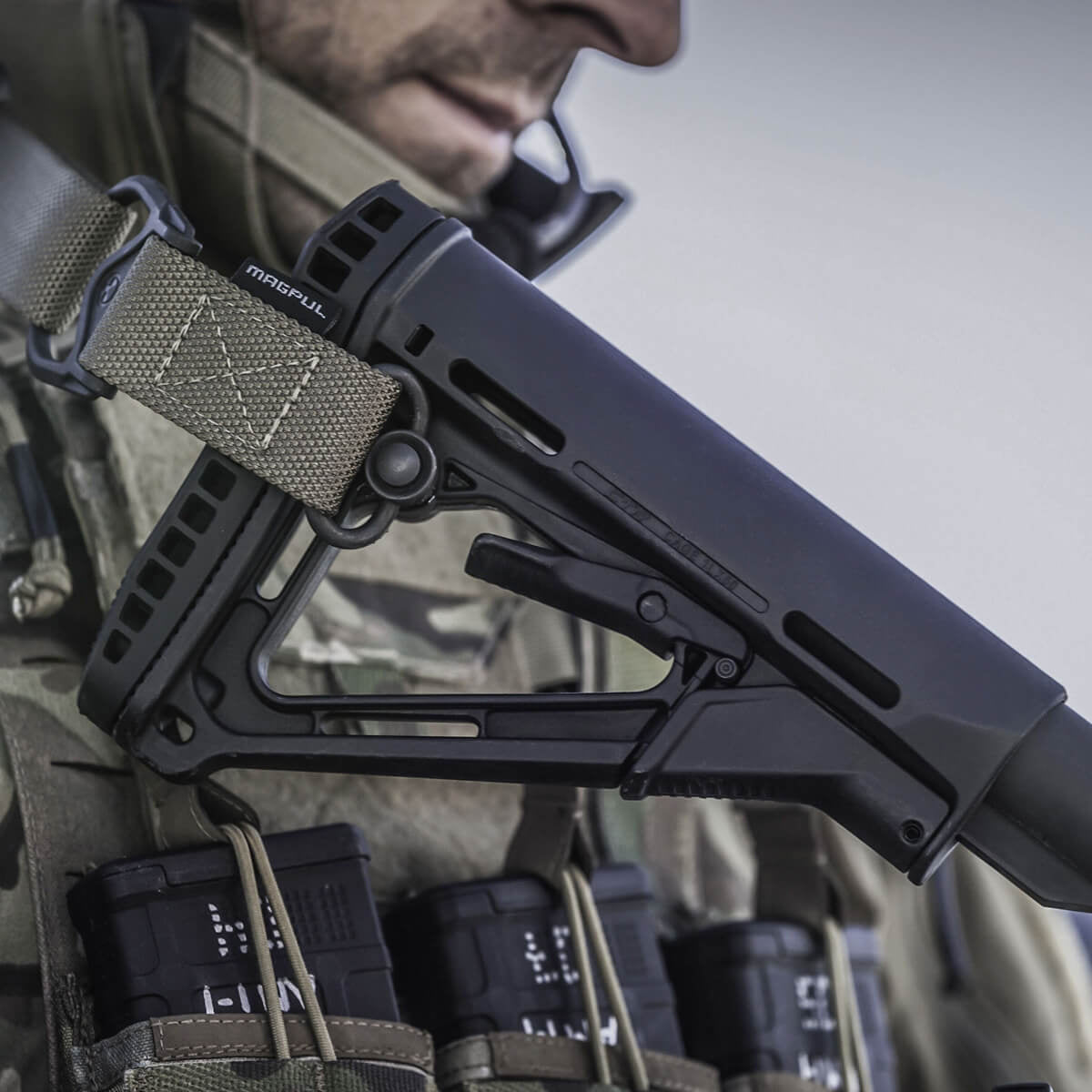 Magpul CTR Karabinerschaft, Mil-Spec