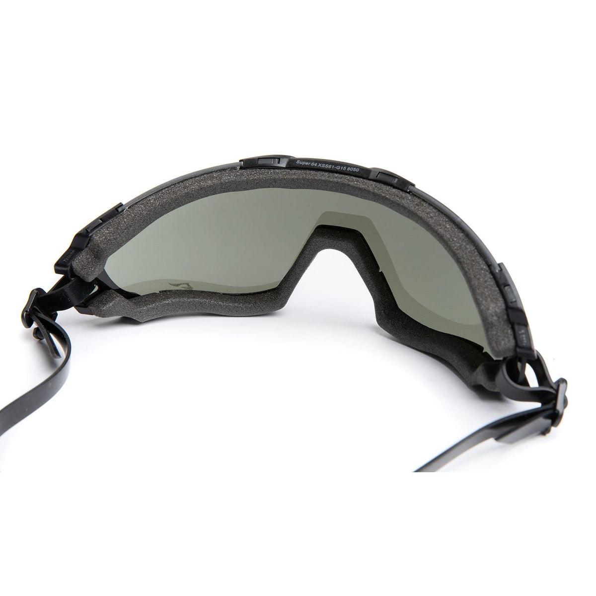 The EVA foam gasket and a narrow rubber strap ensure a solid fit.