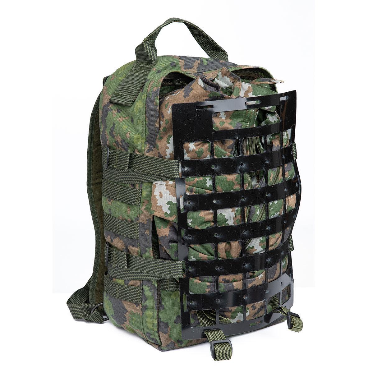 Funktioniert auch als Beavertail zum Verstauen deiner Thermojacke oder anderer Ausrüstung. Du kannst in dieser Verwendung auch Taschen am Panel befestigen. Altes Modell auf dem Bild - die Grundidee ist dieselbe.