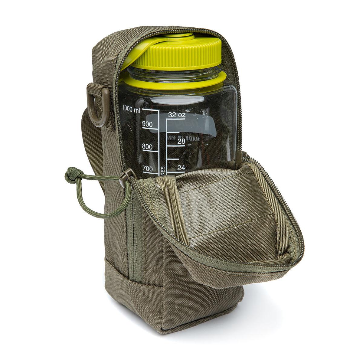 Holds a 1l Nalgene bottle as if it was intended - wait a minute; it is intended!