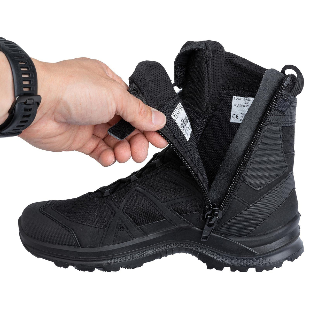 Durable zipper with an inside protective slip.