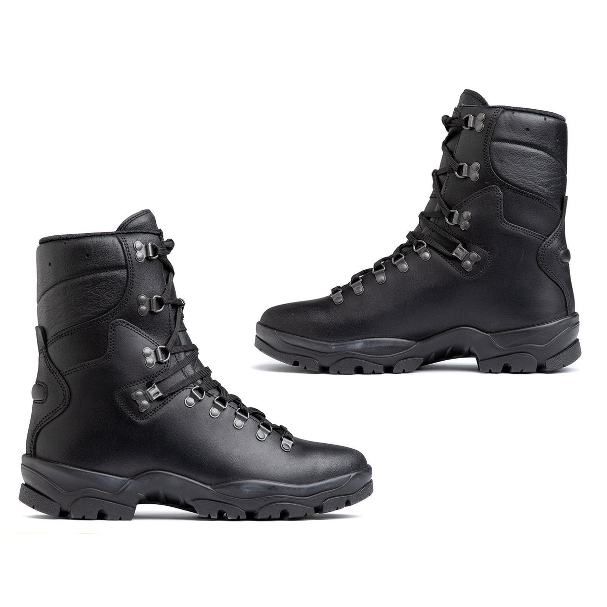 Note the lace locks midway up the lacing. These can also be disregarded when setting up the laces.