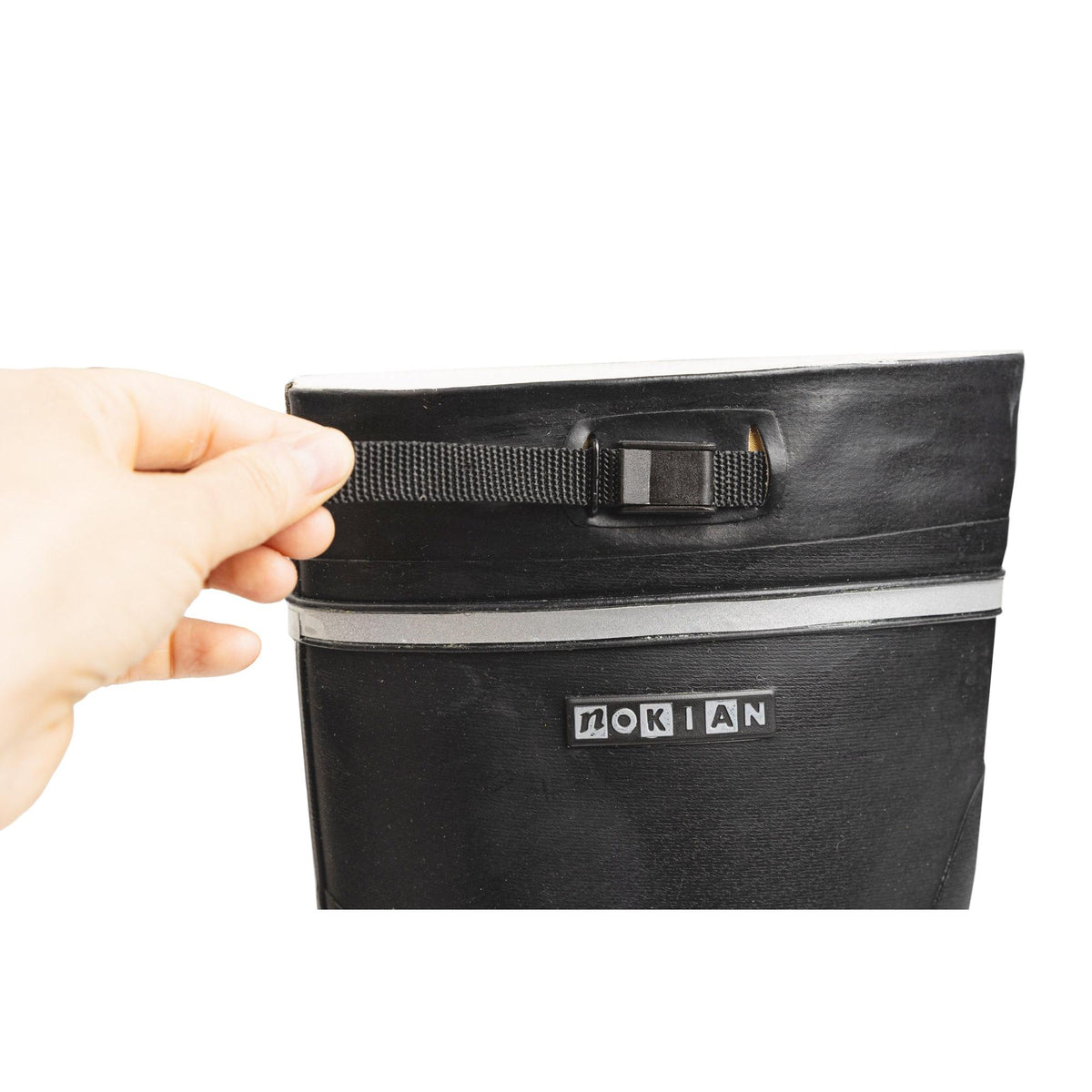 Quick-release tightening strap