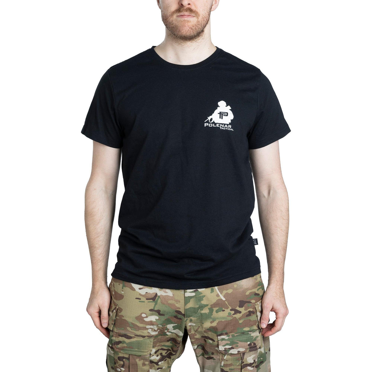 Model height 182 cm; chest circumference 95 cm. Wearing size Large.