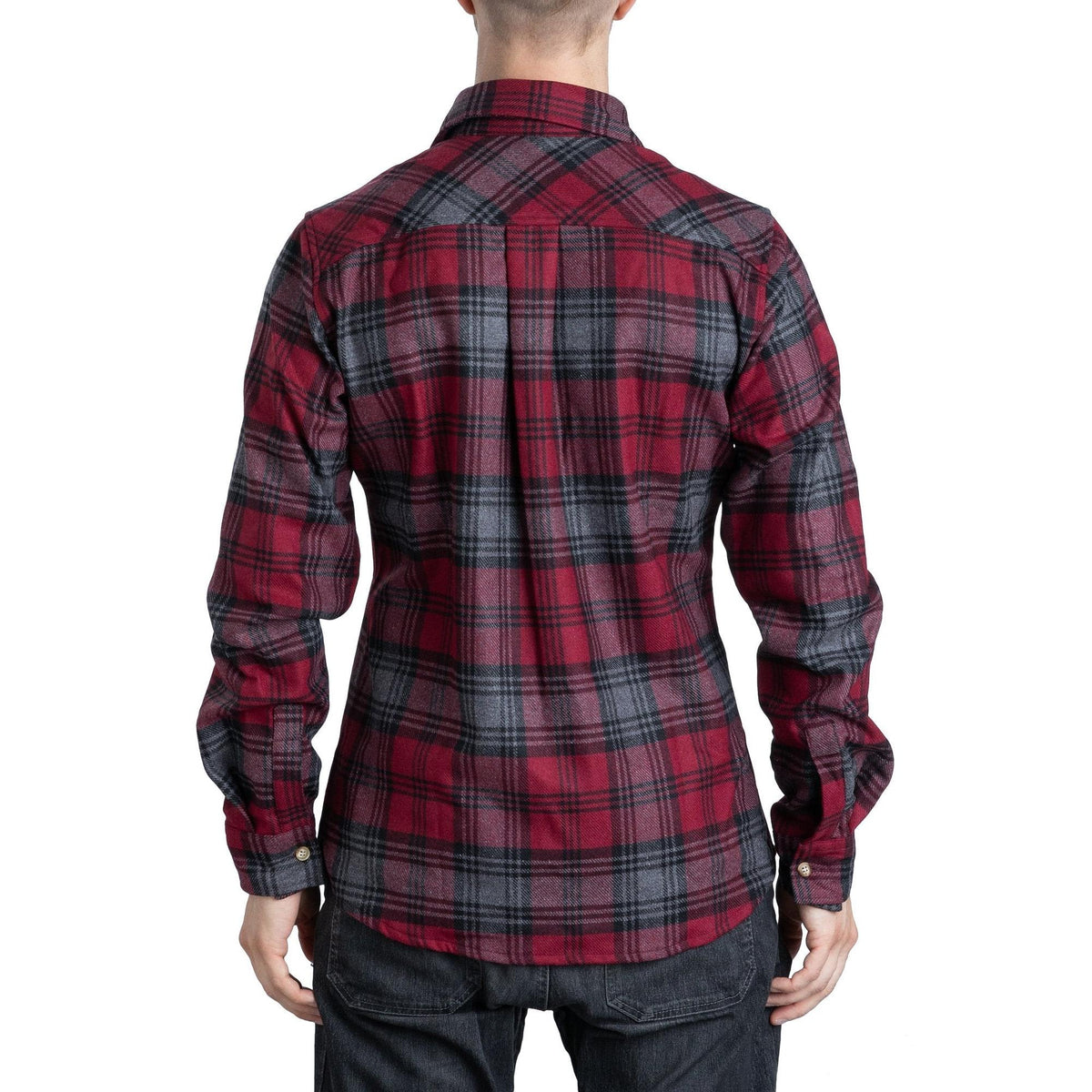 Model height 181 cm; chest circumference 96 cm; waist circumference 88 cm. Wearing size Medium Regular.