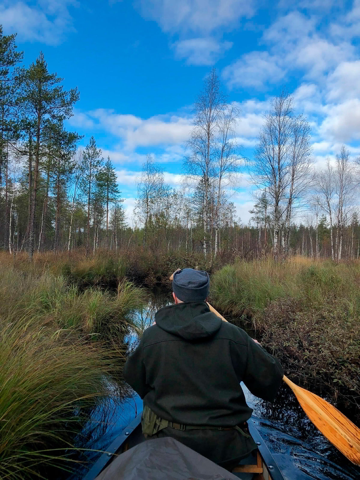 We tested this on a tough week-long canoe trip in Kuhmo; East Finland in October. The weather was versatile: some sun; lots of rain; and stormy winds. Temperatures ranged from a few plus degrees to a few minus degrees Celsius.